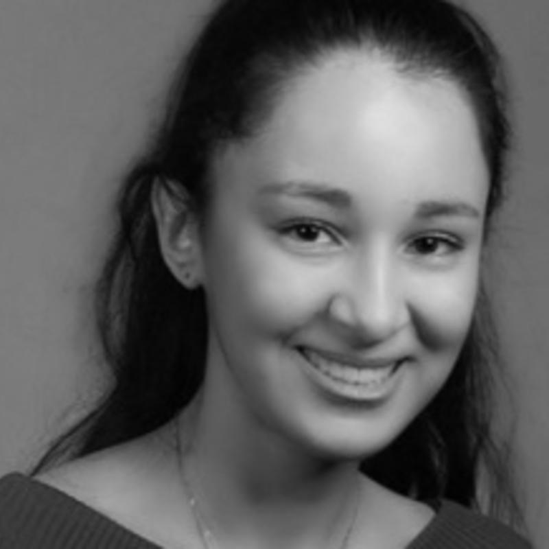 roxana ak
